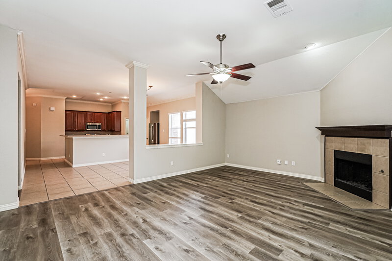 2,435/Mo, 1509 Nighthawk Dr Little Elm, TX 75068 Living Room View