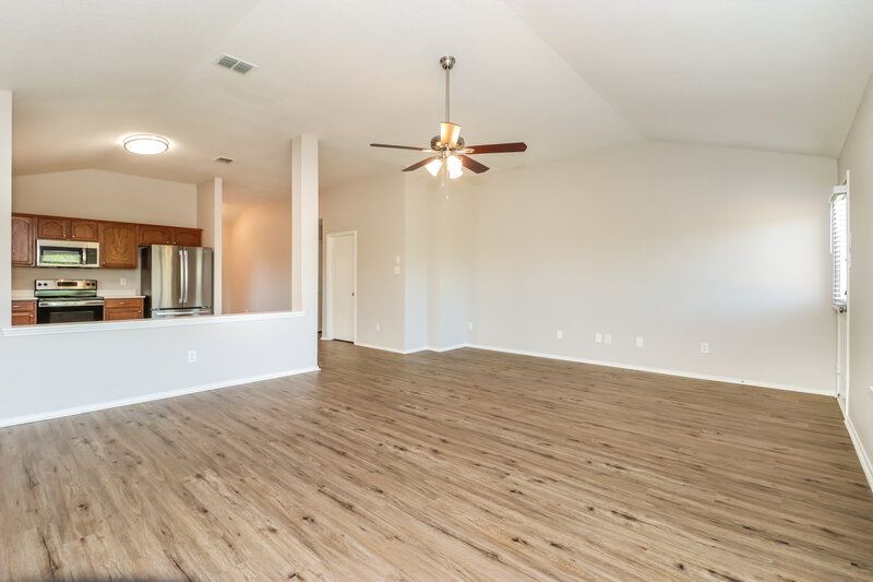 2,465/Mo, 8488 Creekbluff Dr Dallas, TX 75249 Living Room View 2