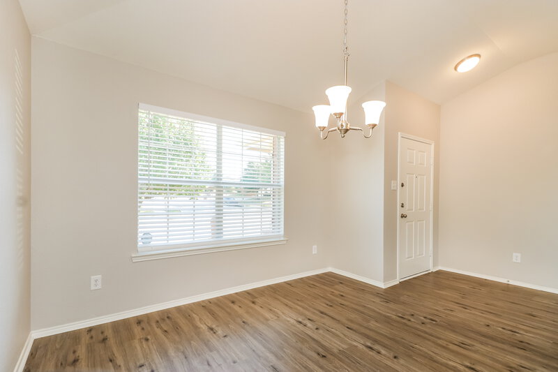 2,465/Mo, 8488 Creekbluff Dr Dallas, TX 75249 Dining Room View