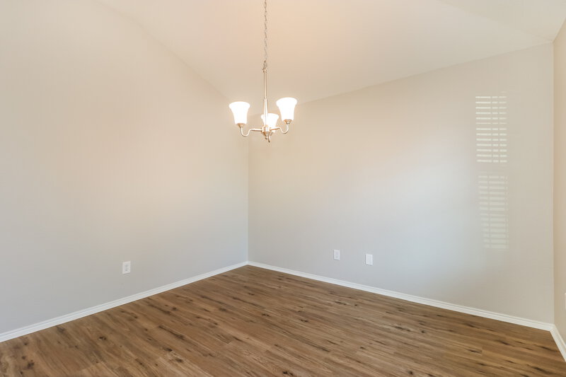 2,465/Mo, 8488 Creekbluff Dr Dallas, TX 75249 Dining Room View 2
