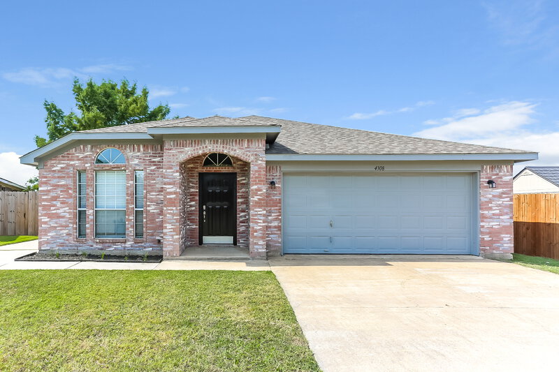 3,230/Mo, 4308 Waterside Ct Fort Worth, TX 76137 External View