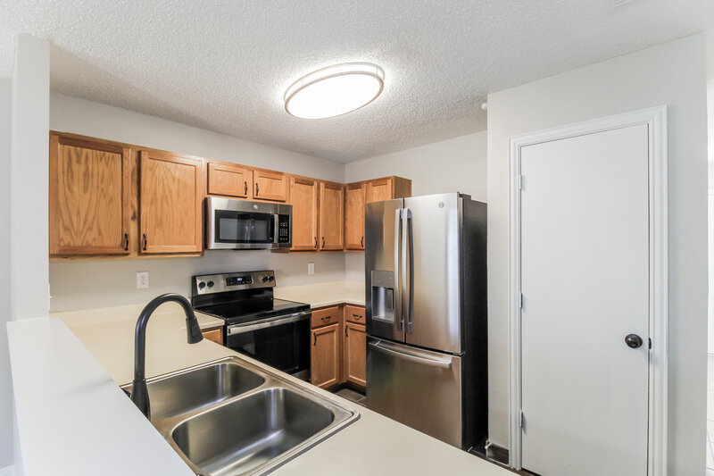 2,350/Mo, 1514 Coral Reef Ln Wylie, TX 75098 Kitchen View 2