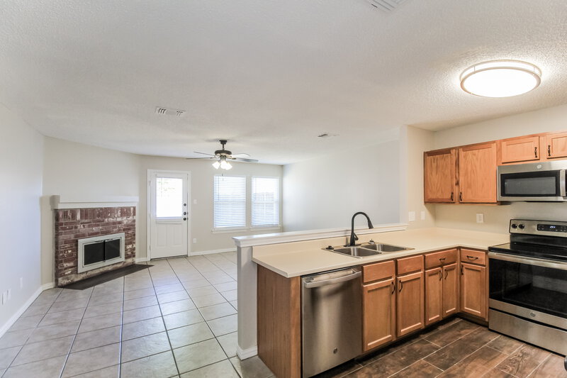 2,350/Mo, 1514 Coral Reef Ln Wylie, TX 75098 Kitchen View 3