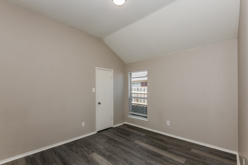 2,055/Mo, 1007 Andrew St Burleson, TX 76028 Bedroom View 3
