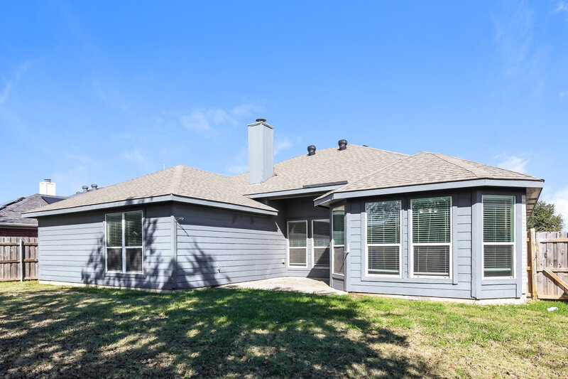 2,055/Mo, 1007 Andrew St Burleson, TX 76028 Rear View