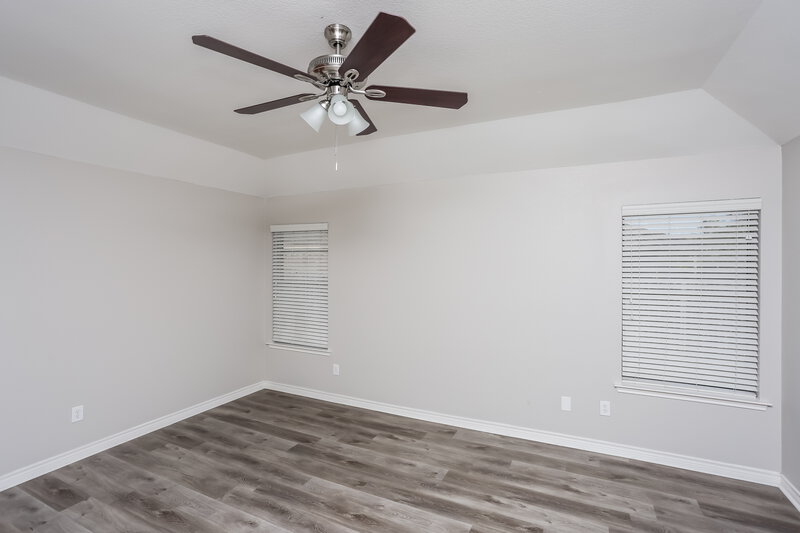 2,245/Mo, 905 Marist Dr Fort Worth, TX 76120 Main Bedroom View 2