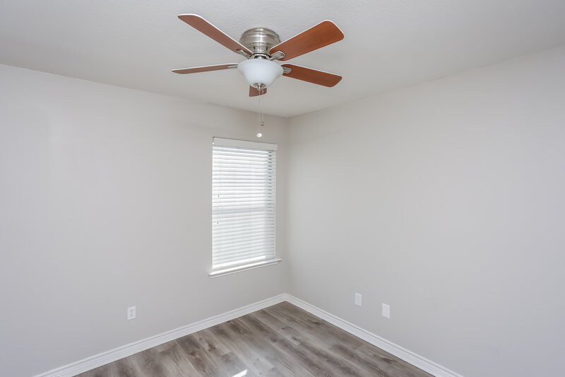 2,245/Mo, 905 Marist Dr Fort Worth, TX 76120 Bedroom View
