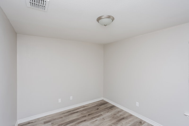 2,245/Mo, 905 Marist Dr Fort Worth, TX 76120 Bedroom View 3