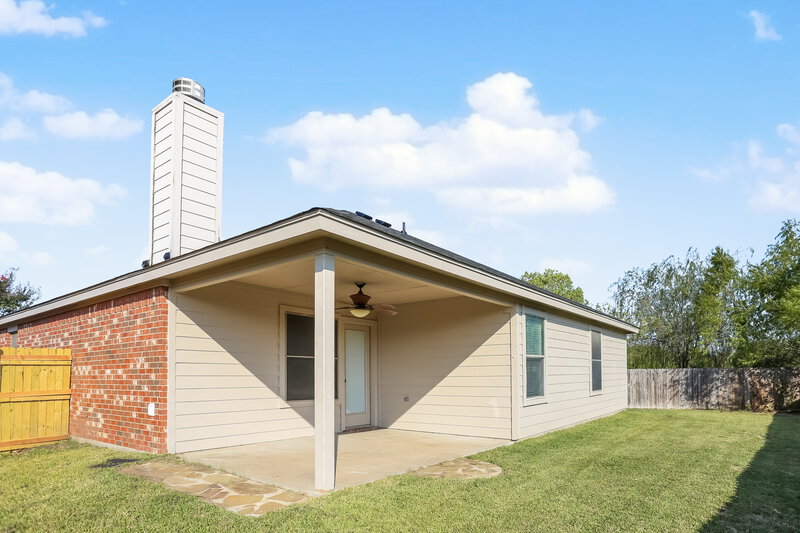 2,245/Mo, 905 Marist Dr Fort Worth, TX 76120 Rear View