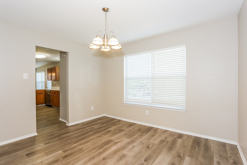 2,095/Mo, 501 Longshore Dr Little Elm, TX 75068 Dining Room View