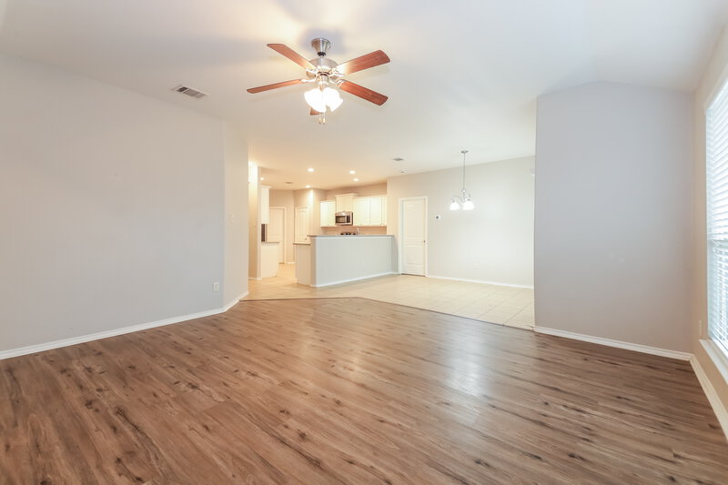 1,760/Mo, 1813 Cedar Wood Trl Anna, TX 75409 Living Room View