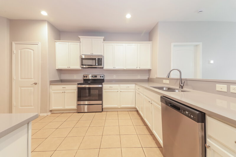 1,760/Mo, 1813 Cedar Wood Trl Anna, TX 75409 Kitchen View