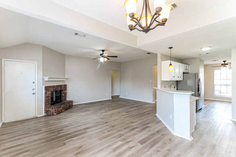 1,750/Mo, 2009 Creek Royal Dr Mesquite, TX 75181 Dining Room View