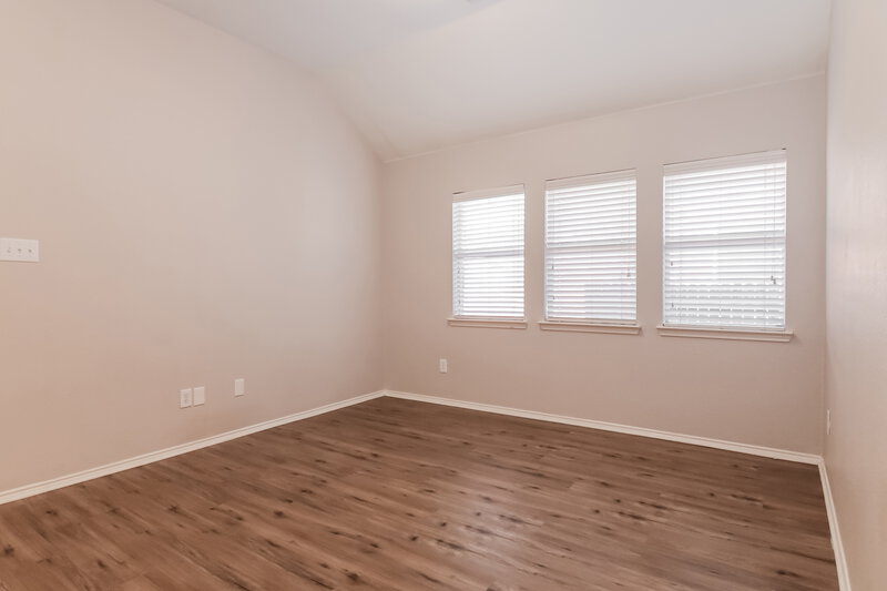 1,880/Mo, 1820 Marlin Dr Aubrey, TX 76227 fam View