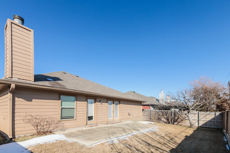 1,880/Mo, 1820 Marlin Dr Aubrey, TX 76227 Rear View