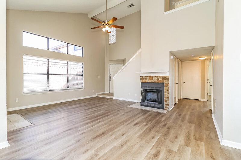 2,195/Mo, 1221 Settlers Way Lewisville, TX 75067 Living Room View