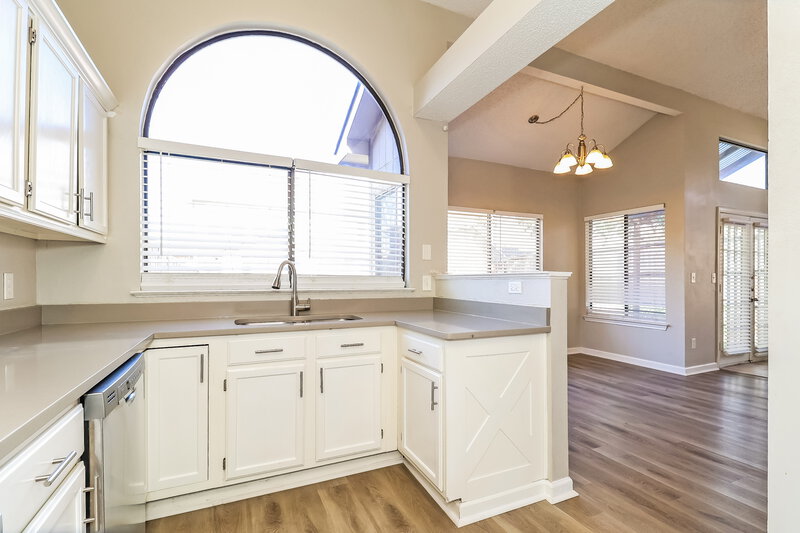 2,195/Mo, 1221 Settlers Way Lewisville, TX 75067 Kitchen View 2