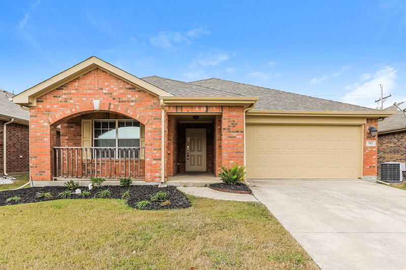 1,900/Mo, 713 Cedar Cove Dr Princeton, TX 75407 External View