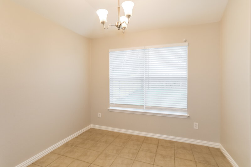 1,900/Mo, 713 Cedar Cove Dr Princeton, TX 75407 Dining Room View