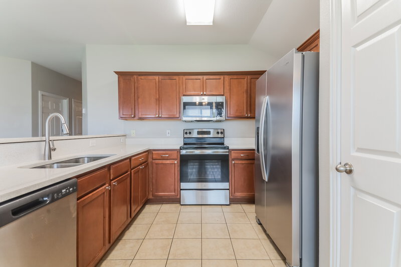 1,800/Mo, 713 Cedar Cove Dr Princeton, TX 75407 Kitchen View