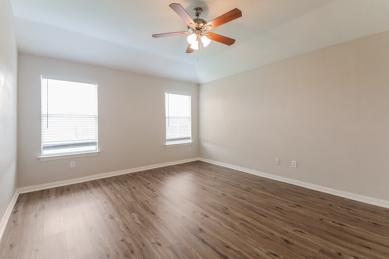 1,800/Mo, 713 Cedar Cove Dr Princeton, TX 75407 Main Bedroom View