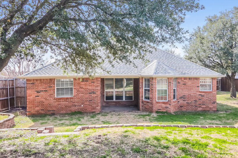 1,725/Mo, 211 Brookhaven Cir Royse City, TX 75189 Rear View