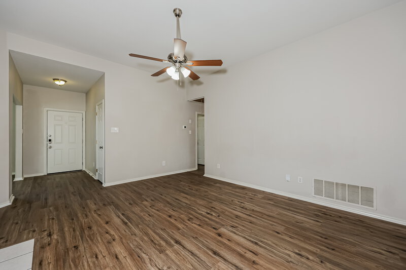 2,140/Mo, 1308 Doris Dr Mesquite, TX 75149 Living Room View 2
