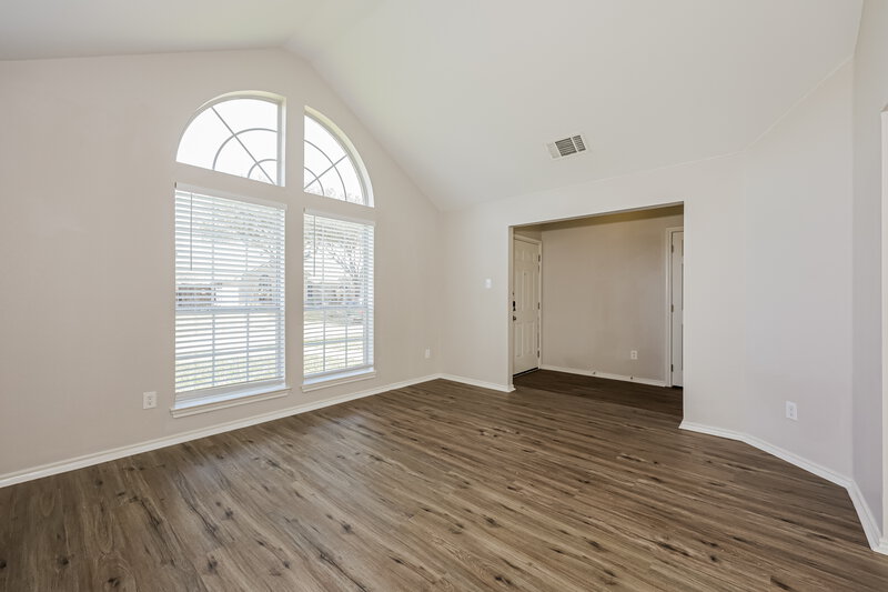 2,140/Mo, 1308 Doris Dr Mesquite, TX 75149 Family Room View