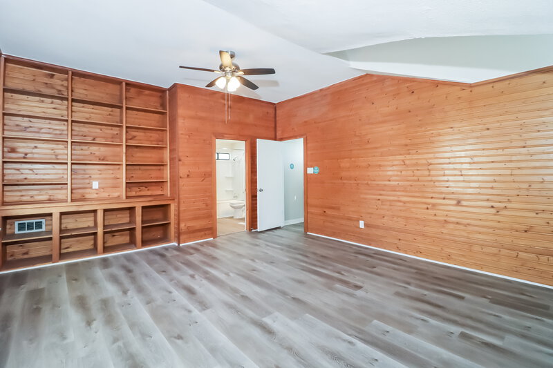 2,170/Mo, 10032 Pack Saddle Trl Fort Worth, TX 76108 Main Bedroom View