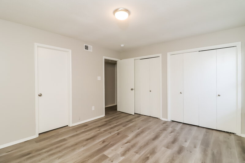 2,170/Mo, 10032 Pack Saddle Trl Fort Worth, TX 76108 Bedroom View