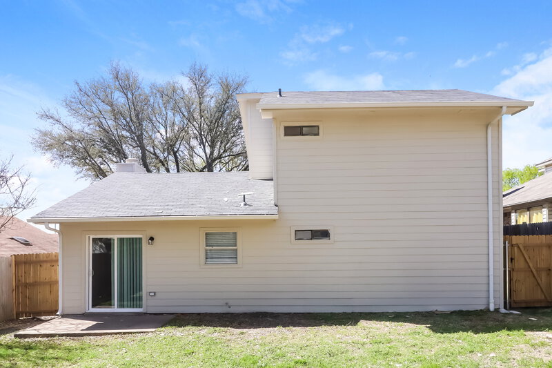2,170/Mo, 10032 Pack Saddle Trl Fort Worth, TX 76108 Rear View