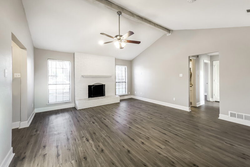 2,180/Mo, 401 Sheffield Dr Wylie, TX 75098 Living Room View
