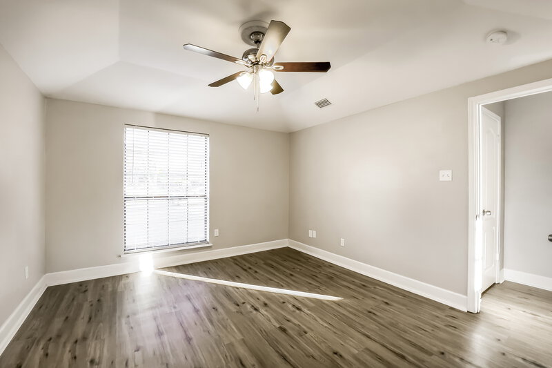 2,180/Mo, 401 Sheffield Dr Wylie, TX 75098 Main Bedroom View 2