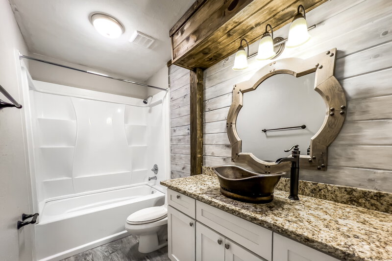 2,180/Mo, 401 Sheffield Dr Wylie, TX 75098 Main Bathroom View
