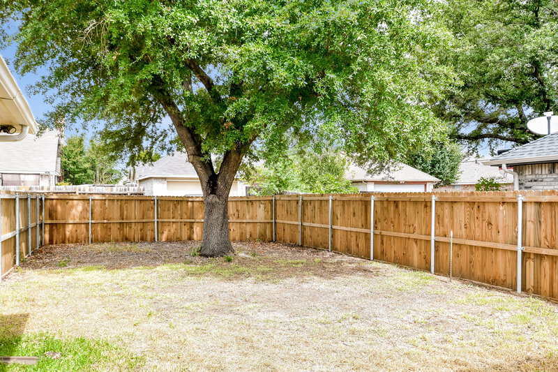 2,605/Mo, 1429 Stillmeadow Dr Mesquite, TX 75181 Rear View 2