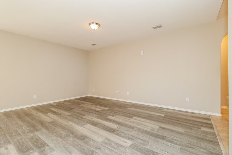 3,200/Mo, 2533 Clarks Mill Ln Fort Worth, TX 76123 Living Room View 2