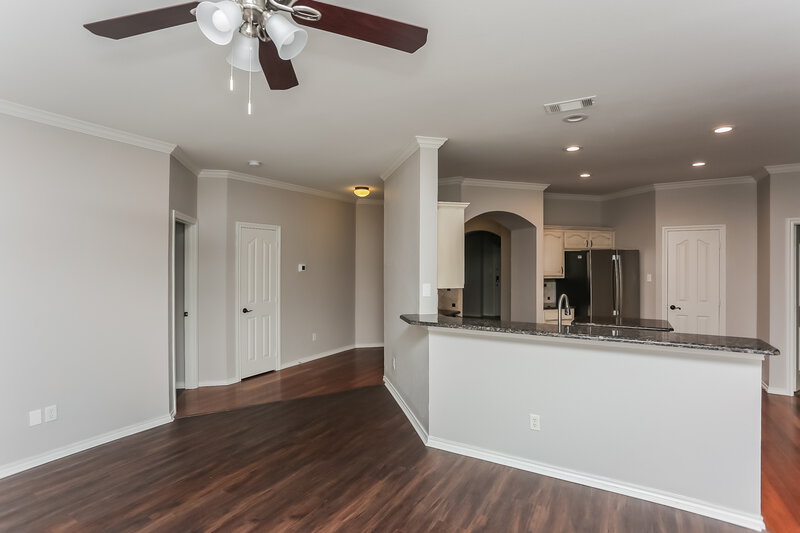 2,260/Mo, 10629 Fossil Hill Dr Fort Worth, TX 76131 Kitchen View 3