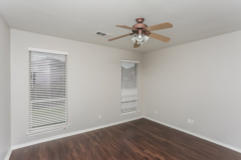 2,260/Mo, 10629 Fossil Hill Dr Fort Worth, TX 76131 Main Bedroom View