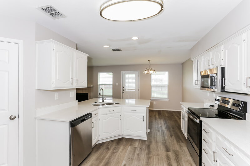 2,375/Mo, 950 Silver Streak Dr Saginaw, TX 76131 Misc View 6
