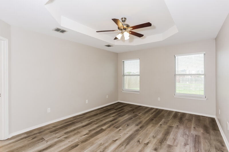 2,380/Mo, 950 Silver Streak Dr Saginaw, TX 76131 Main Bedroom View