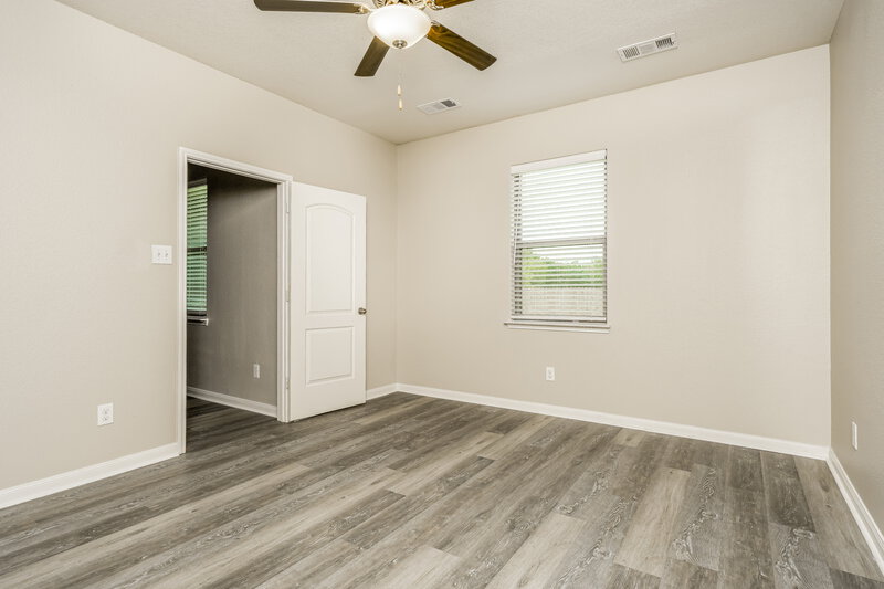 2,170/Mo, 1403 Park Trails Blvd Princeton, TX 75407 Main Bedroom View 2
