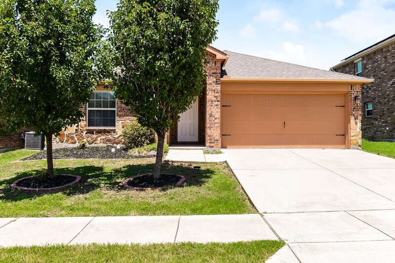 2,040/Mo, 1114 Nickel St Princeton, TX 75407 External View