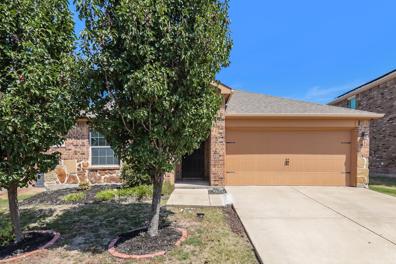 1,950/Mo, 1114 Nickel St Princeton, TX 75407 External View
