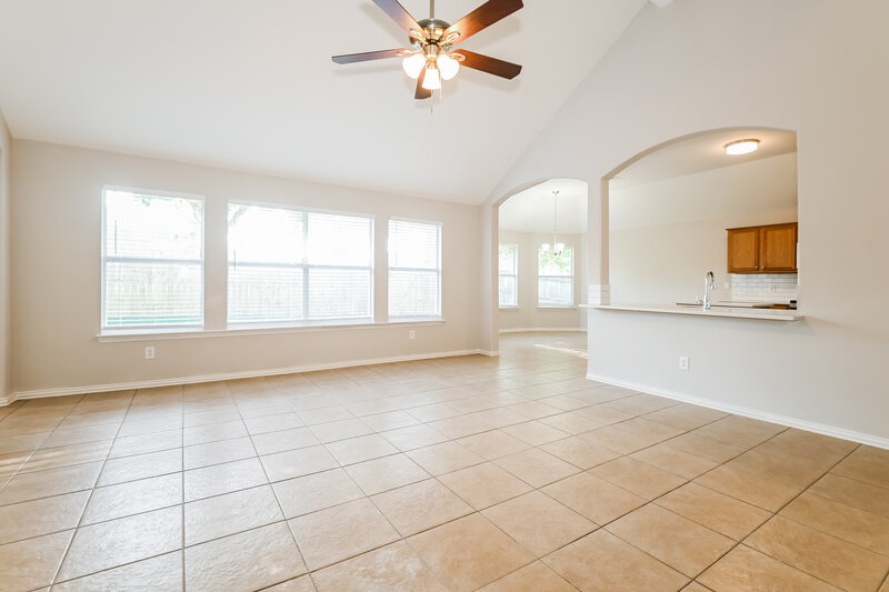 2,415/Mo, 219 Westcreek Dr Royse City, TX 75189 Living Room View 2
