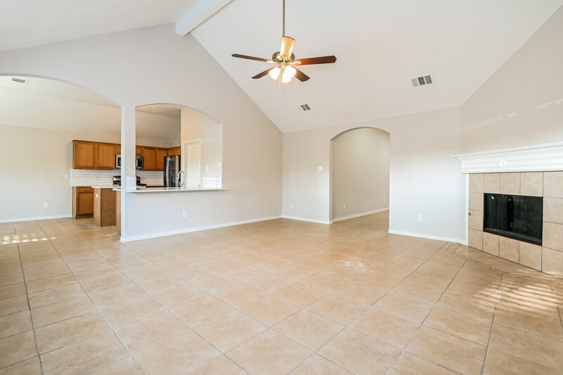 2,415/Mo, 219 Westcreek Dr Royse City, TX 75189 Living Room View 3