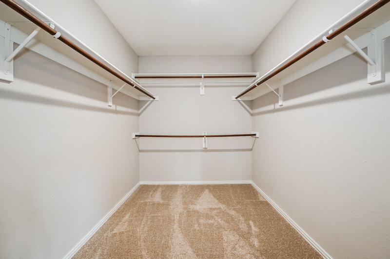 2,415/Mo, 219 Westcreek Dr Royse City, TX 75189 Walk In Closet View