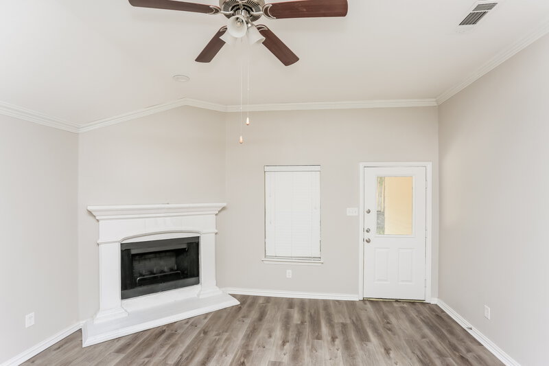 2,325/Mo, 7413 Errandale Dr Fort Worth, TX 76179 Living Room View