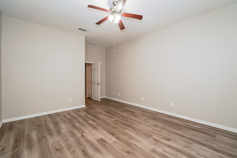 2,470/Mo, 7413 Errandale Dr Fort Worth, TX 76179 Main Bedroom View 2