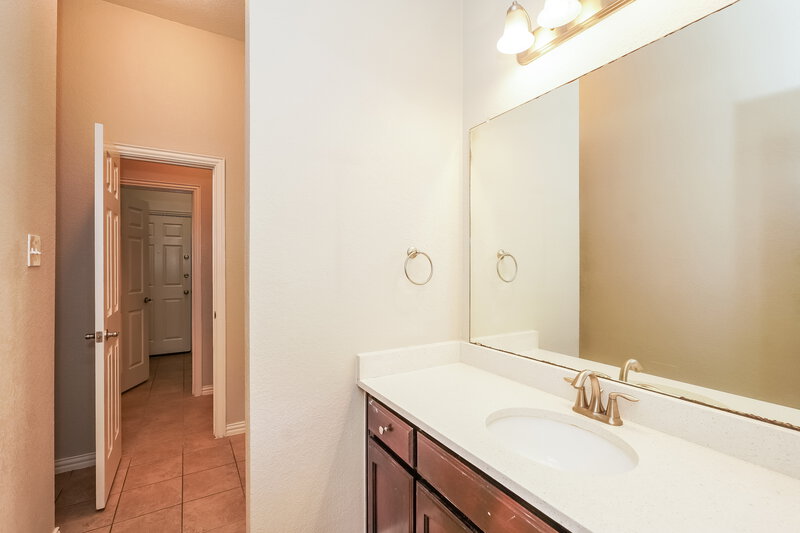 2,470/Mo, 7413 Errandale Dr Fort Worth, TX 76179 Bathroom View