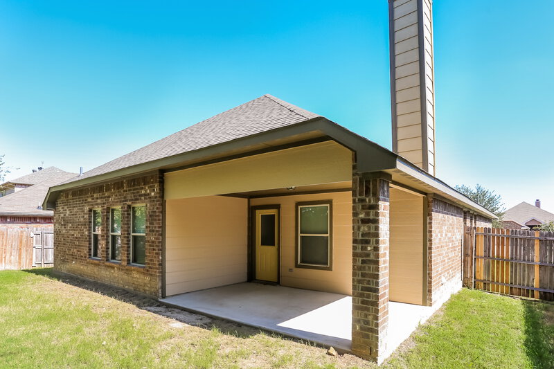 2,325/Mo, 7413 Errandale Dr Fort Worth, TX 76179 Rear View